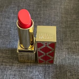 Estée Lauder lipstick